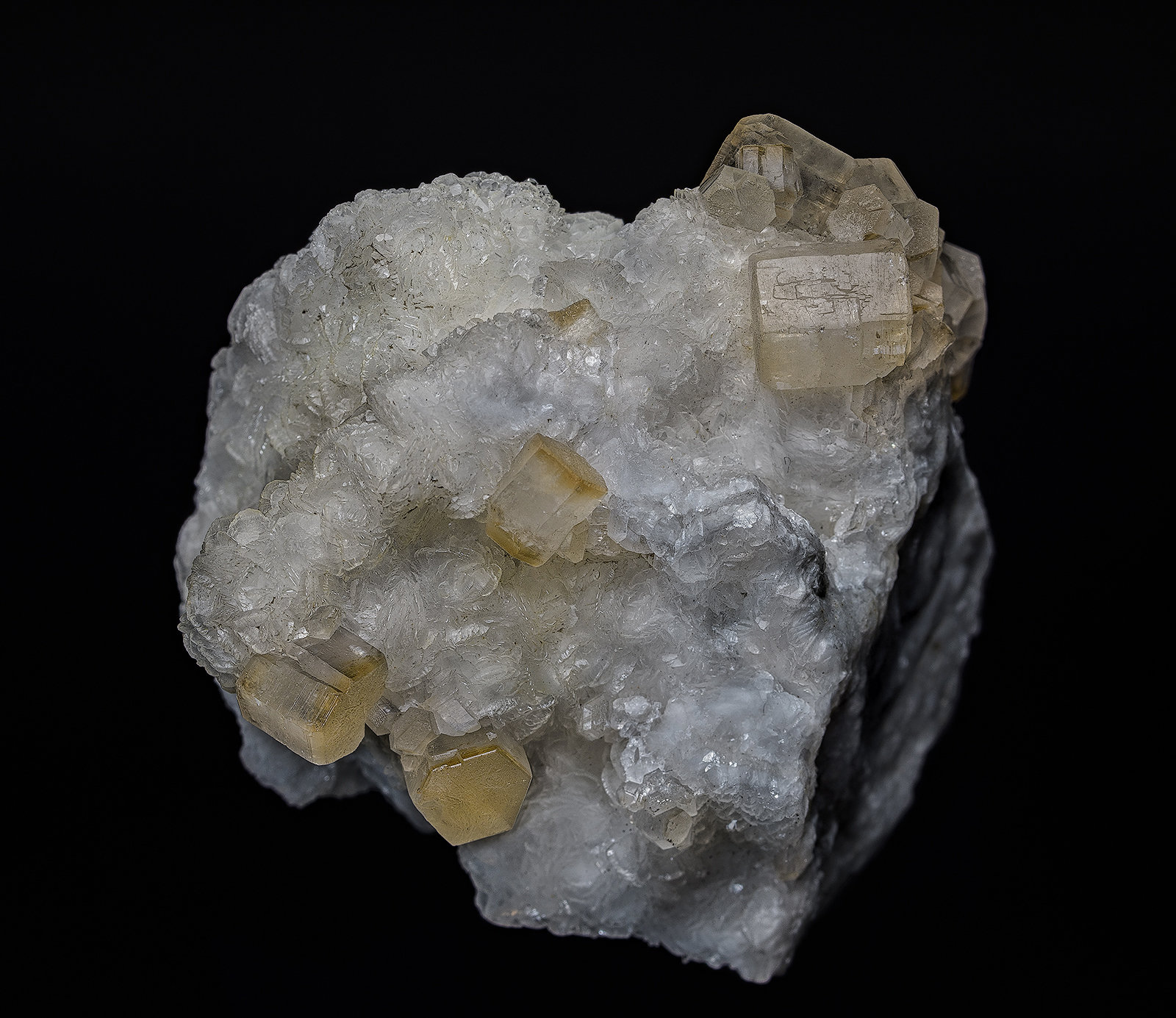 Strontianite
4.6 x 4.9 cm
(Autor: am mizunaka)