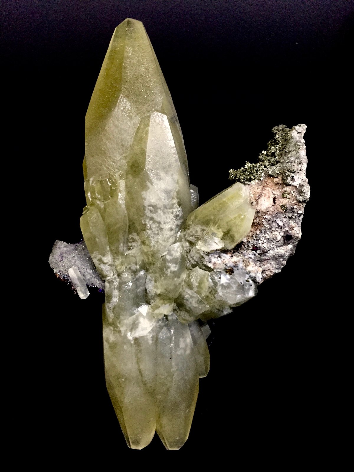 Calcite
26 cm x 13 cm
(Autor: Turbo)
