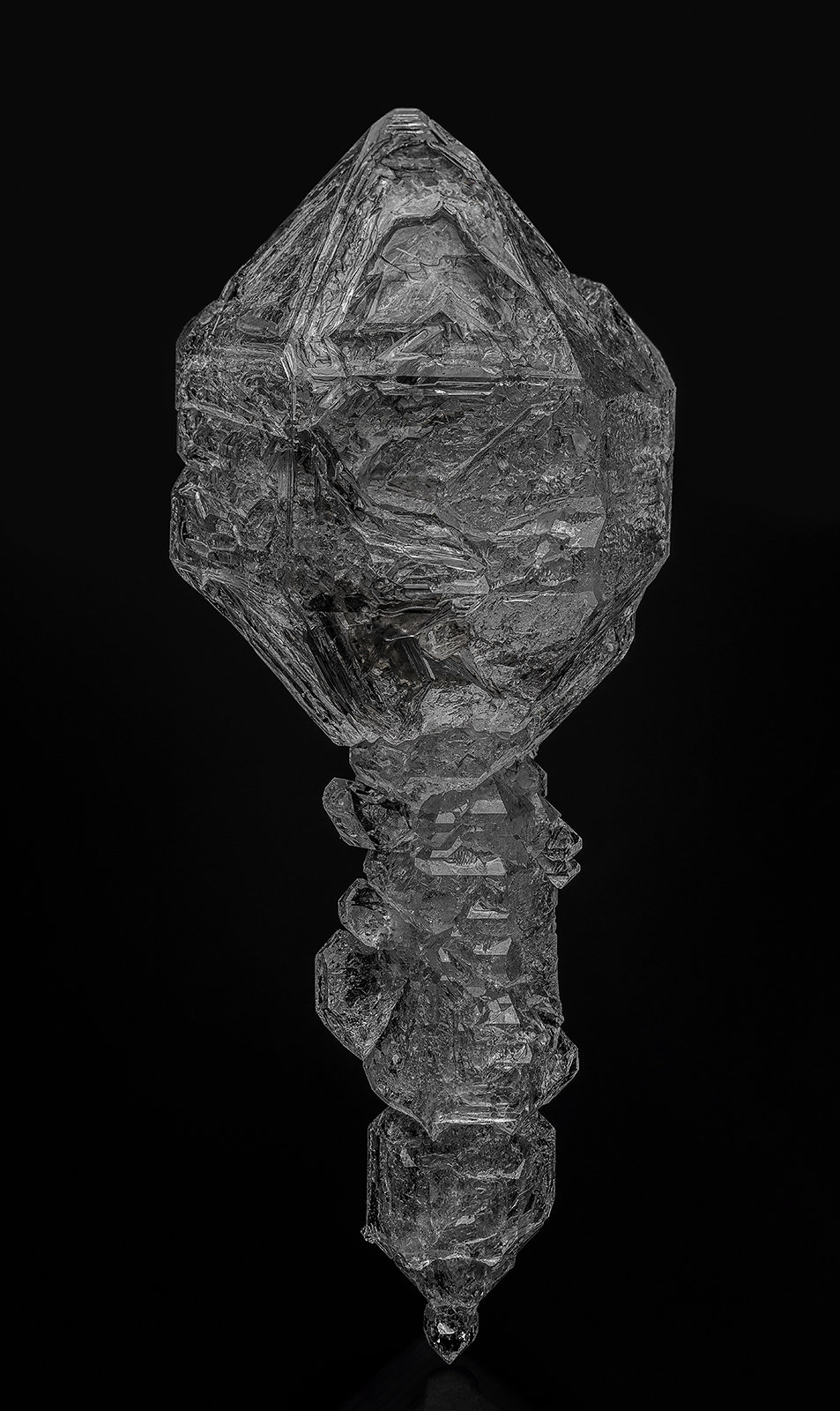 Quartz
10.0 x 3.8 cm
(Autor: am mizunaka)