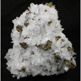 Chalcopyrite, Quartz, Calcite
16 cm x 15 cm x 7 cm
(Autor: silvia)