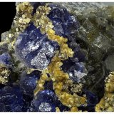 Fluorite, Pyrite, Siderite, Fluorapatite
8 cm x 6 cm x 4 cm
(Autor: silvia)