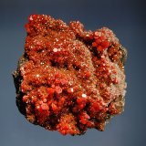 Vanadinite
6.0 x 6.3 cm
(Autor: Michael Shaw)