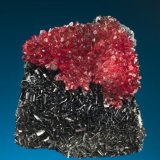 Rhodochrosite with Manganite
4.8 x 4.4 x 2.7 cm
(Autor: Gail)