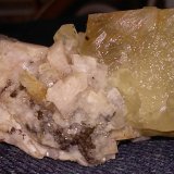 Dolomite, Calcite and iron oxides
2 1/2x 1 1/2in.
(Autor: jordanlowe1089)
