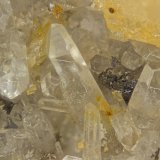 Quartz, Siderite, Rutile
FOV = 4mm
(Autor: Doug)
