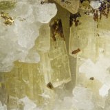 Wohlerite
FOV = 2mm
(Autor: Doug)