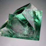 Fluorite
2.8 cm on edge
(Autor: Jesse Fisher)