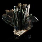 Vivianite on Pyrite
22,5	x	27,0	x	20,0	cm
(Autor: MIM Museum)