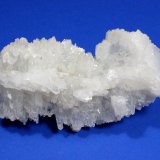 Quartz
9.9 x 5.3 x 3.2 cm
(Autor: Don Lum)