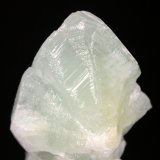 Datolite
6.5 x 5.0 cm
(Autor: Don Lum)