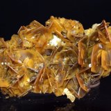 Wulfenite
7.3 x 4.0 x 1.5 cm
(Autor: Don Lum)