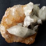 Calcite on Fluorite
5 x 4 cm
(Autor: Volkmar Stingl)