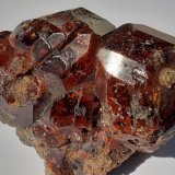 Andradite
4 x 2,5 cm
(Autor: Volkmar Stingl)