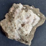 Analcime, Natrolite
5 x 5 cm
(Autor: Volkmar Stingl)
