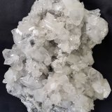 Fluorapophyllite-(K), Stilbite-Ca
18 x 15 cm
(Autor: Volkmar Stingl)