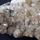 Calcite
13,5 x 11
(Autor: Volkmar Stingl)