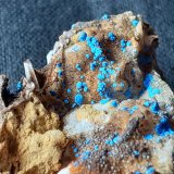 Azurite, Fluorite, Quartz, limonite
5 x 4 cm
(Autor: Volkmar Stingl)