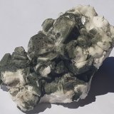 Albite (variety pericline), Chlorite (Group)
6 x 3,5 cm
(Autor: Volkmar Stingl)
