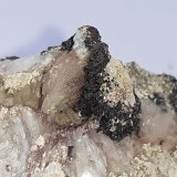 Descloizite, Baryte, Smithsonite, Greenockite
3,5 x 3 cm
(Autor: Volkmar Stingl)