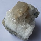 Calcite, Quartz, Pyrite
4,5 x 4,5 cm
(Autor: Volkmar Stingl)