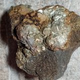 Pyrite
47 mm X 40 mm X 40 mm
(Autor: R Saunders)
