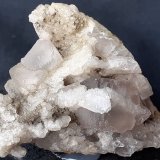 Fluorite, Quartz
4,5 x 4 cm
(Autor: Volkmar Stingl)