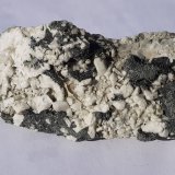Albite (variety Pericline), Chlorite-group
7,5 x 3 cm
(Autor: Volkmar Stingl)