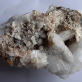 Albite, Quartz
10 x 7 cm
(Autor: Volkmar Stingl)