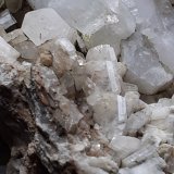 Albite, Quartz
10 x 7 cm
(Autor: Volkmar Stingl)