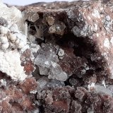 Dawsonite, Aragonite, Quartz
8 x 6 cm
(Autor: Volkmar Stingl)