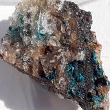 Brochantite, Fluorite
2 x 1,5 cm
(Autor: Volkmar Stingl)