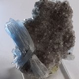 Baryte, Calcite
6,5 x 6 cm
(Autor: Volkmar Stingl)