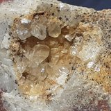 Calcite, Dolomite
6 x 3,5 cm
(Autor: Volkmar Stingl)
