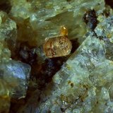 Zircon
2 x 1,5 cm
(Autor: Volkmar Stingl)