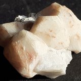 Analcime
2,5 x 2 cm
(Autor: Volkmar Stingl)