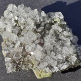 Calcite, Mottramite
4,5 x 3,5 cm
(Autor: Volkmar Stingl)