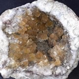 Calcite, Quartz (variety smokey)
10 x 10 cm
(Autor: Volkmar Stingl)