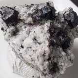 Cafarsite
2 x 1,5 cm
(Autor: Volkmar Stingl)