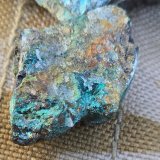 Crysocolla, Arsenopyrite
2 cm
(Autor: Forrestblyth)