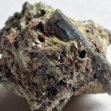 Cyanite, Fuchsite
3 x 2,5 cm
(Autor: Volkmar Stingl)