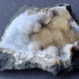 Calcite, Quartz
Wildon (Weitendorf), Distrito Leibnitz, Estiria/Steiermark, Austria
8 x 7 cm
(Autor: Volkmar Stingl)