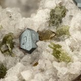 Ilmenite, Augite
FOV = 2.8 mm
(Autor: Doug)