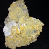 Wulfenite, Mimetite, Barite
130 mm x 100 mm x 65 mm
(Autor: Robert Seitz)