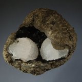 Epistilbite
6.6 x 7.4 x 9.0 cm.
(Autor: Michael Shaw)