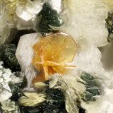 Brookite
2.8 mm
(Autor: Doug)