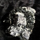 Galena, Sphalerite, Quartz
90 mm X 70 mm X 35 mm
(Autor: Robert Seitz)