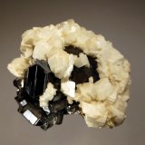 Dolomite
4.0 x 4.7 cm
(Autor: Michael Shaw)