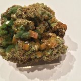 Wulfenite, Mimetite
85 X 65 X 55 mm
(Autor: Robert Seitz)