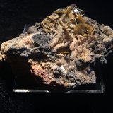Wulfenite
100 X 65 X 45 mm
(Autor: Robert Seitz)