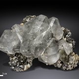 Fluorite on Arsenopyrite
134 x 108 mm
(Autor: Manuel Mesa)